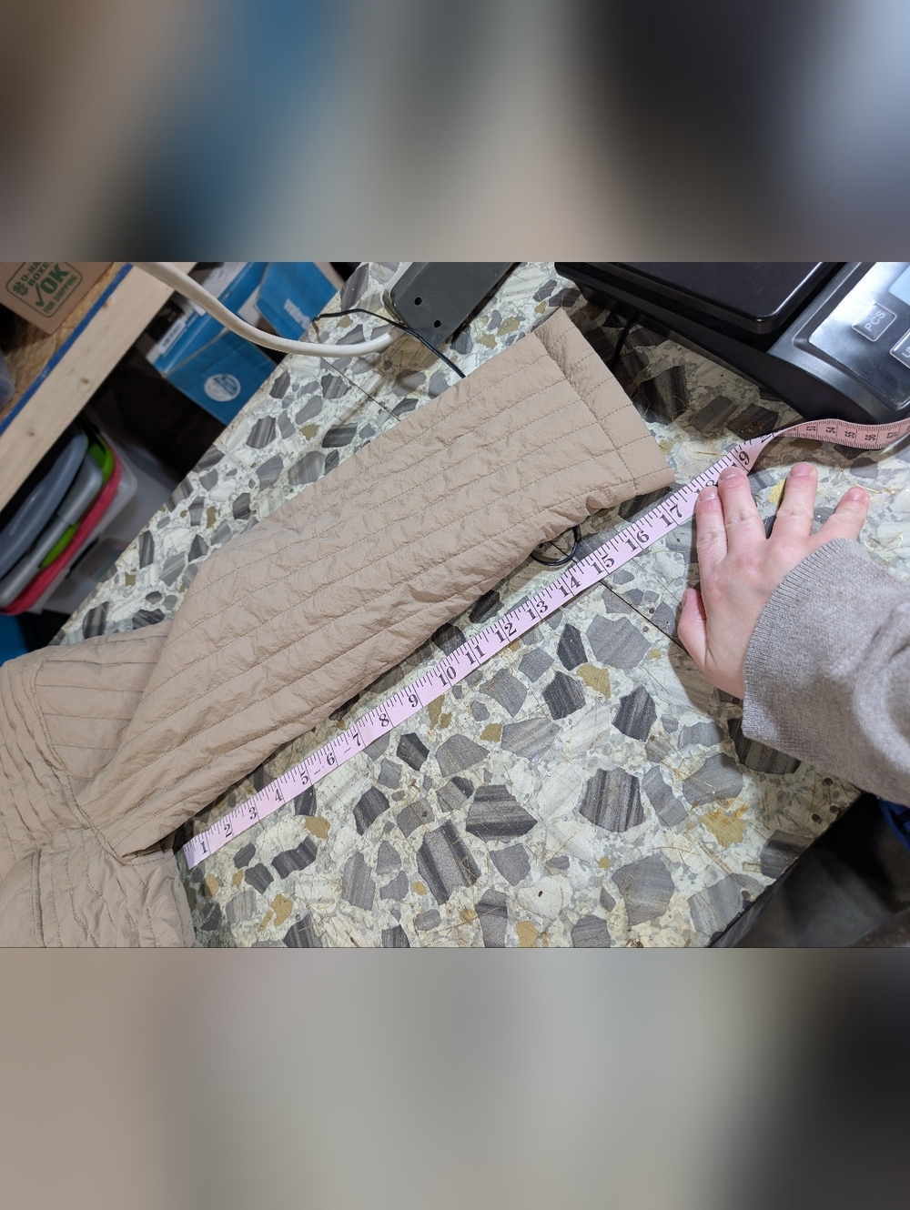 Old Navy Quilted Oversized Lightweight Water Resistant Tan Taupe Size Large Tall - Picture 8 of 9